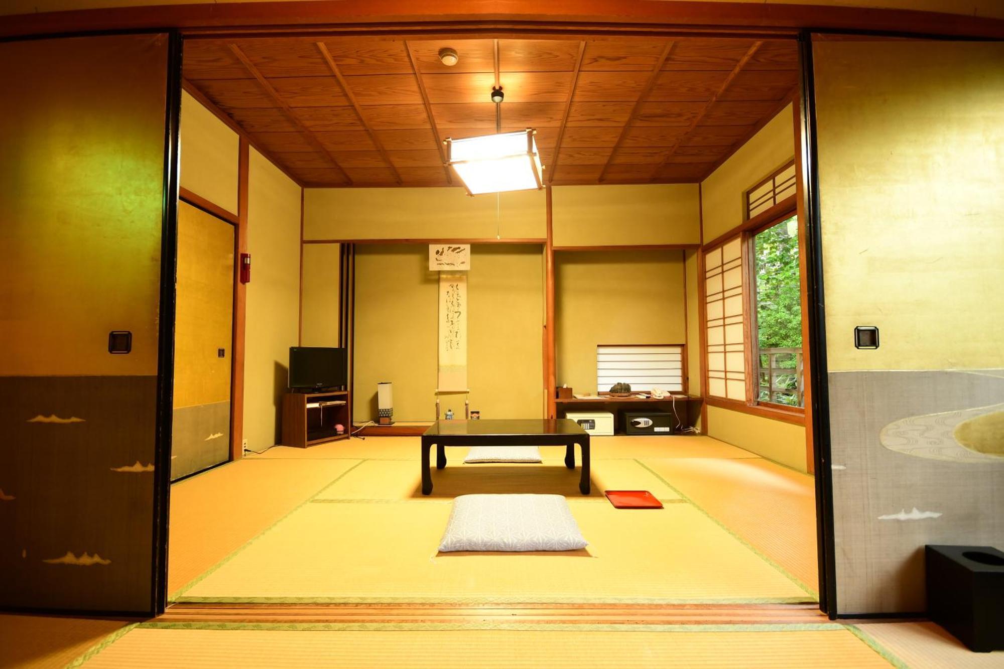 Koyasan Shukubo Fugenin Hotel Buitenkant foto
