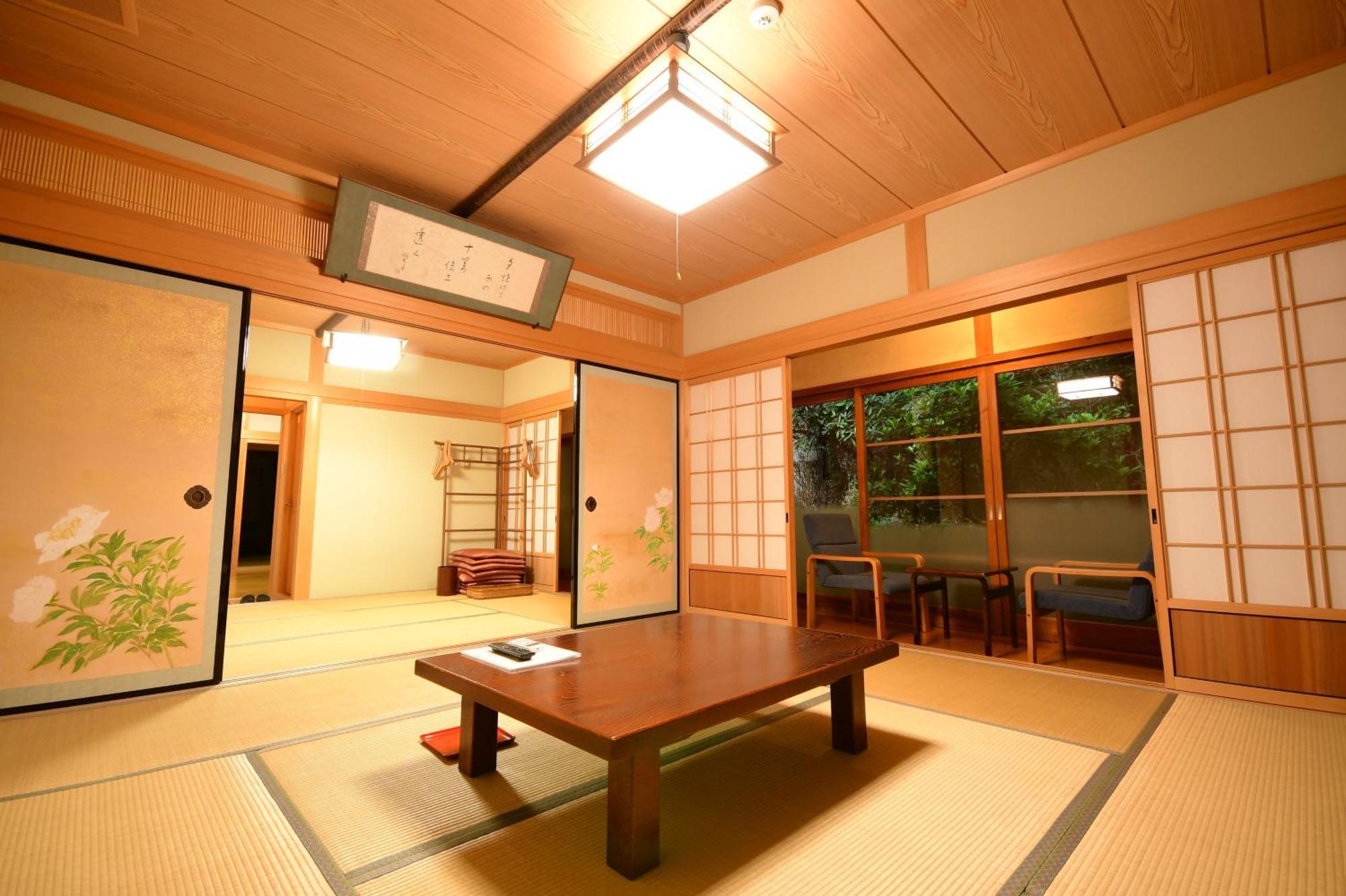 Koyasan Shukubo Fugenin Hotel Buitenkant foto