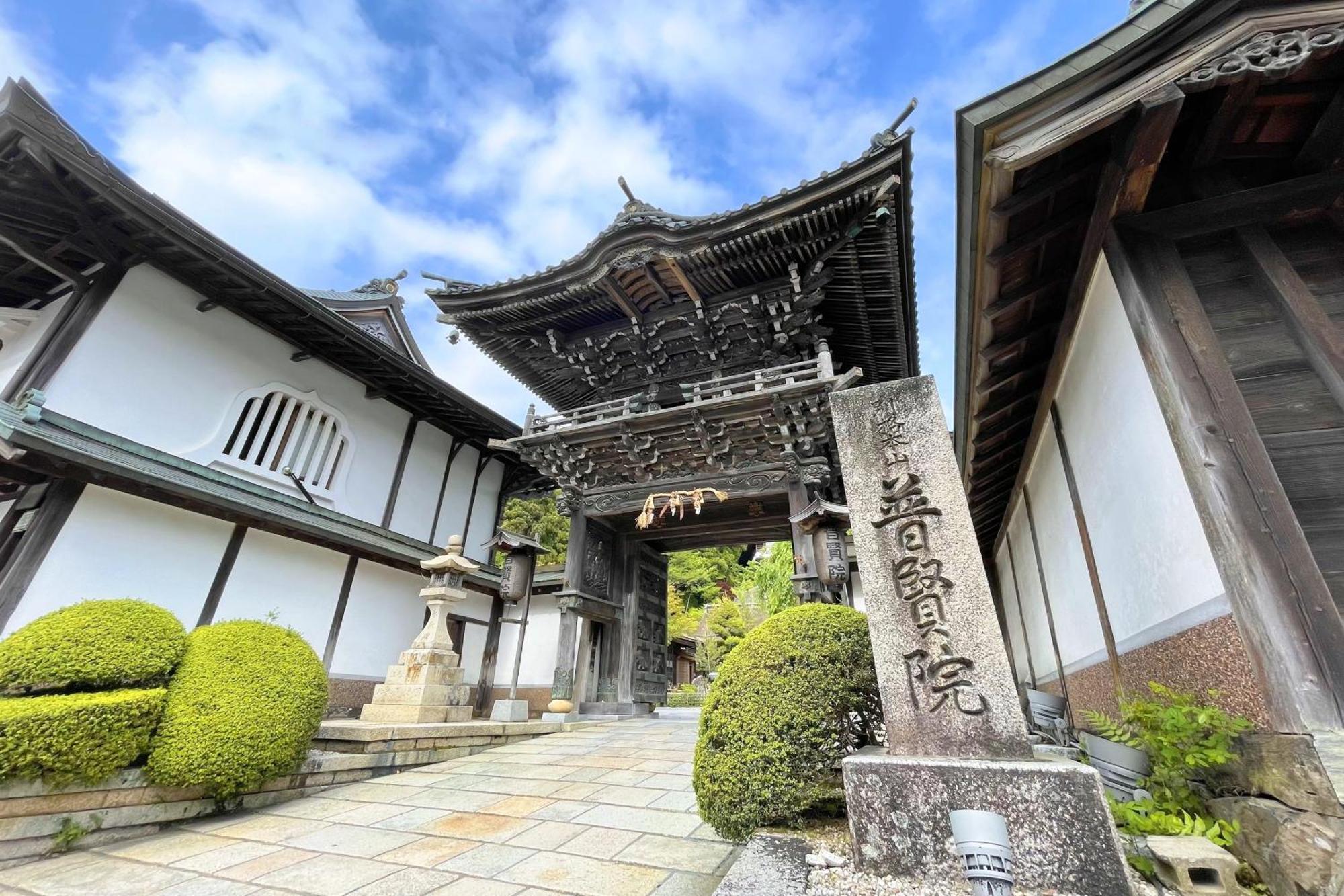 Koyasan Shukubo Fugenin Hotel Buitenkant foto